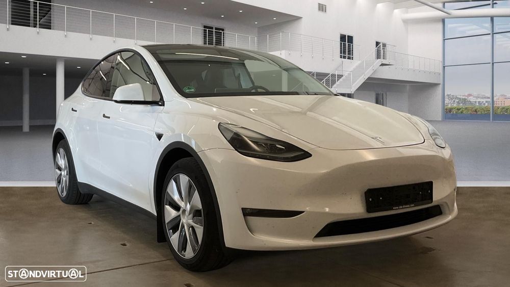 Tesla Model Y Long Range Dual Motor AWD - 1
