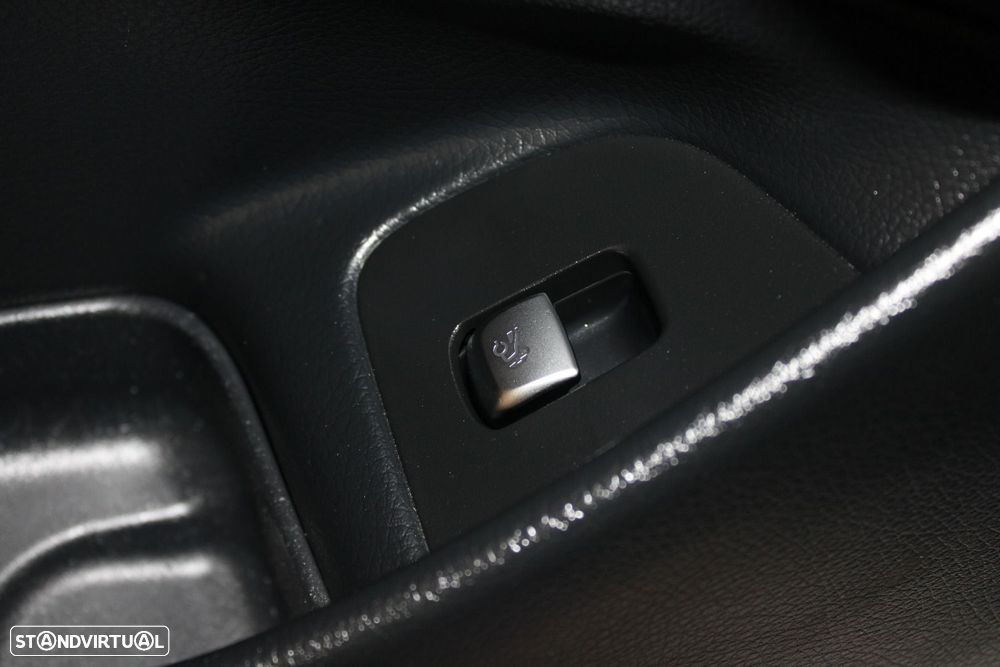 Mercedes-Benz E 300 de Avantgarde - 29