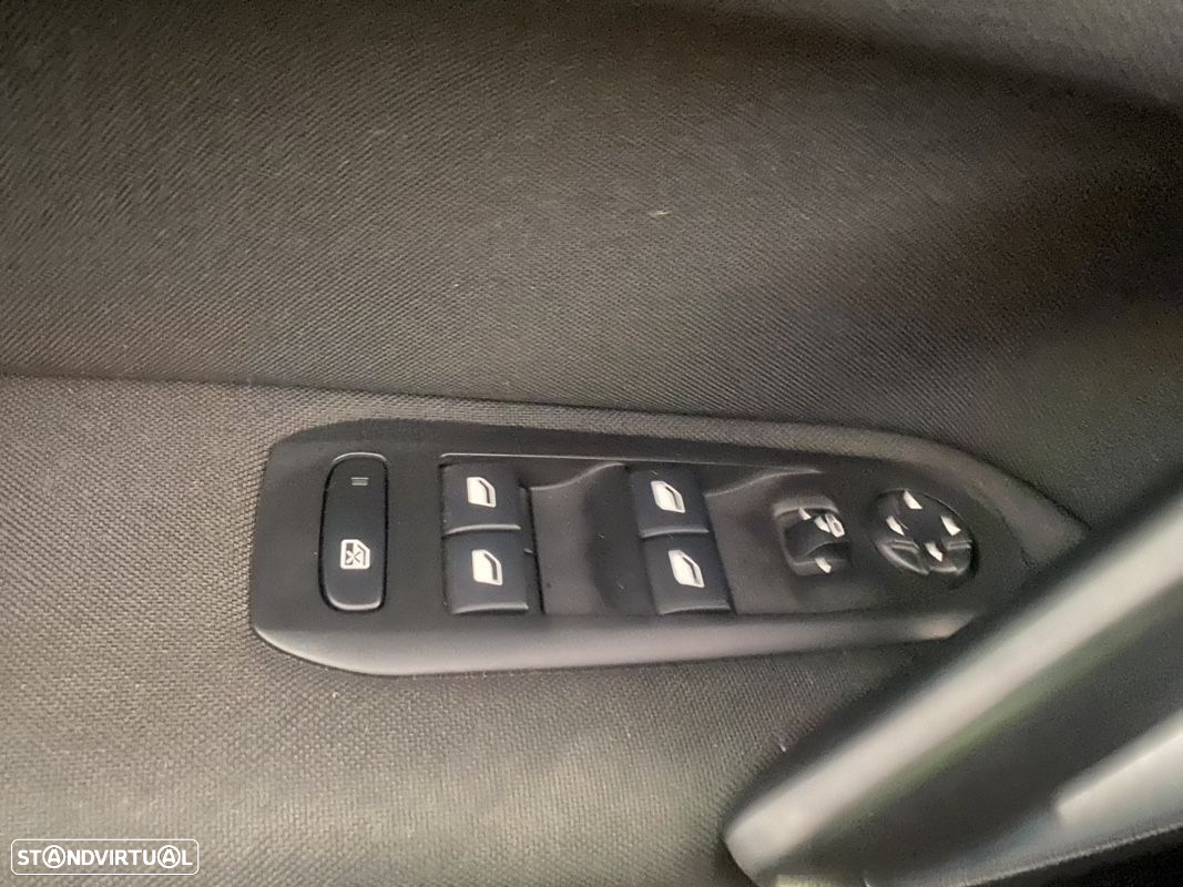 Peugeot 308 1.5 BlueHDi Style - 21