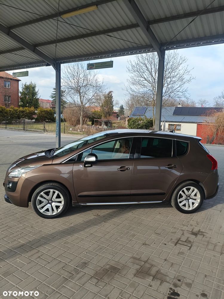 Peugeot 3008 Hybrid4 - 6