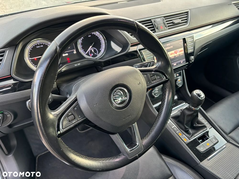 Skoda Superb 2.0 TDI L&K - 12