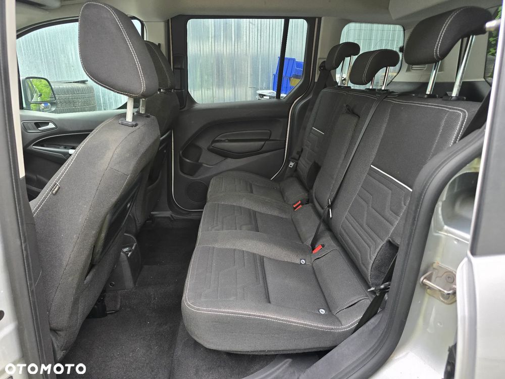 Ford Tourneo Connect 1.6 TDCi Titanium - 10