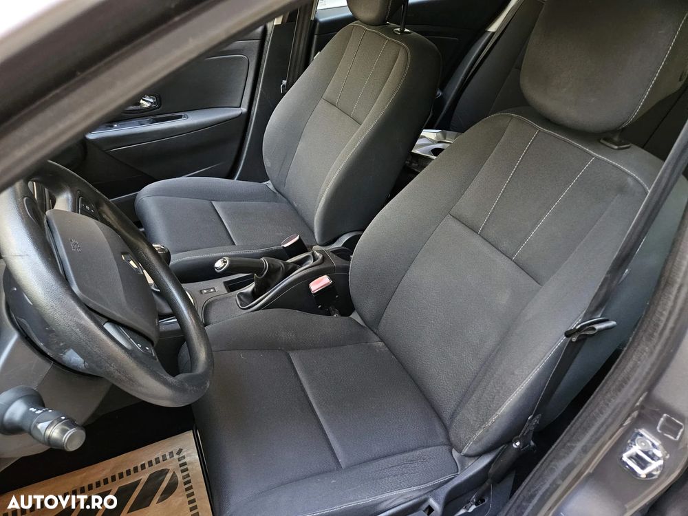 Renault Megane 1.5 dCi Expression - 13