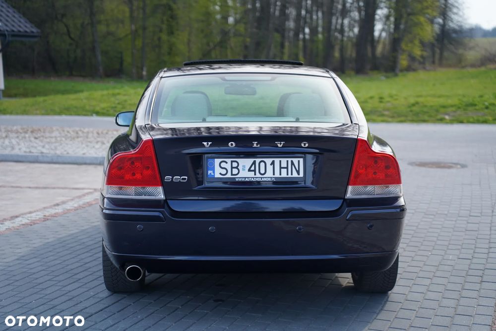 Volvo S60 2.4 Summum - 9