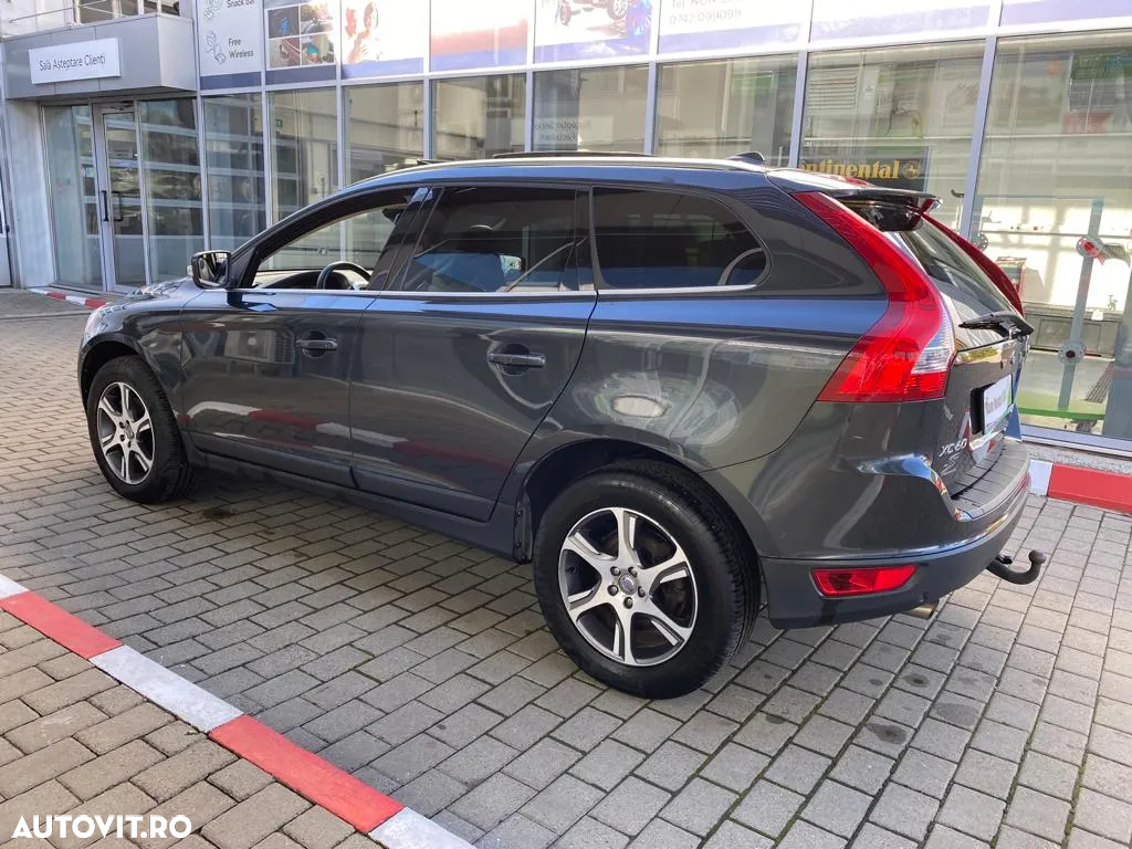 Volvo XC 60 D3 Start-Stop Summum - 8