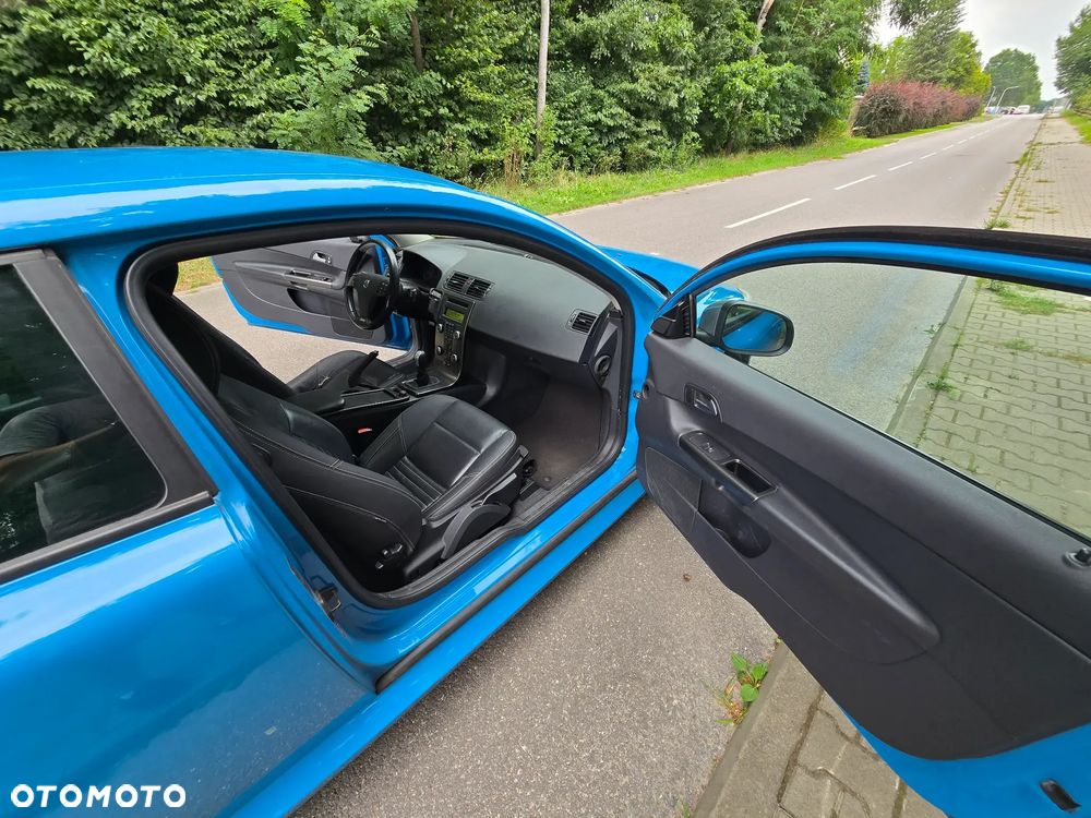 Volvo C30 D2 DRIVe R-Design - 19