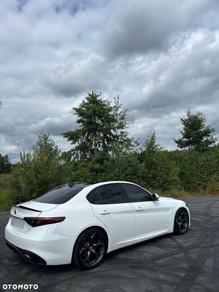 Alfa Romeo Giulia 2.0 Turbo Veloce - 6