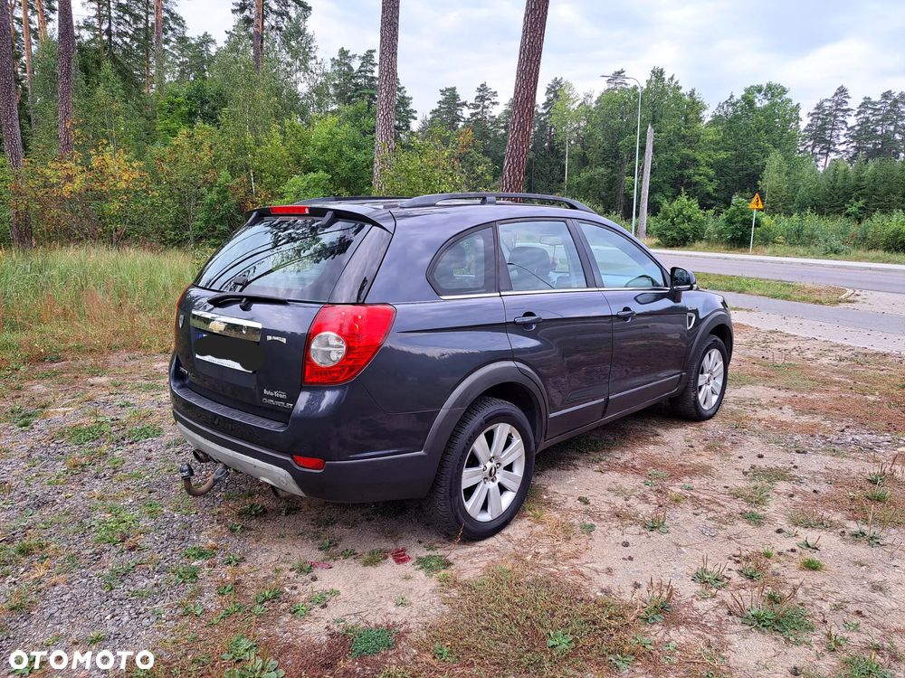 Chevrolet Captiva 2.0 d LT medium - 7
