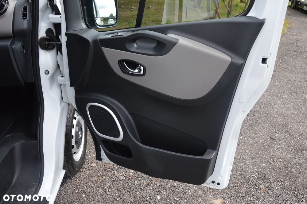 Renault Trafic - 37