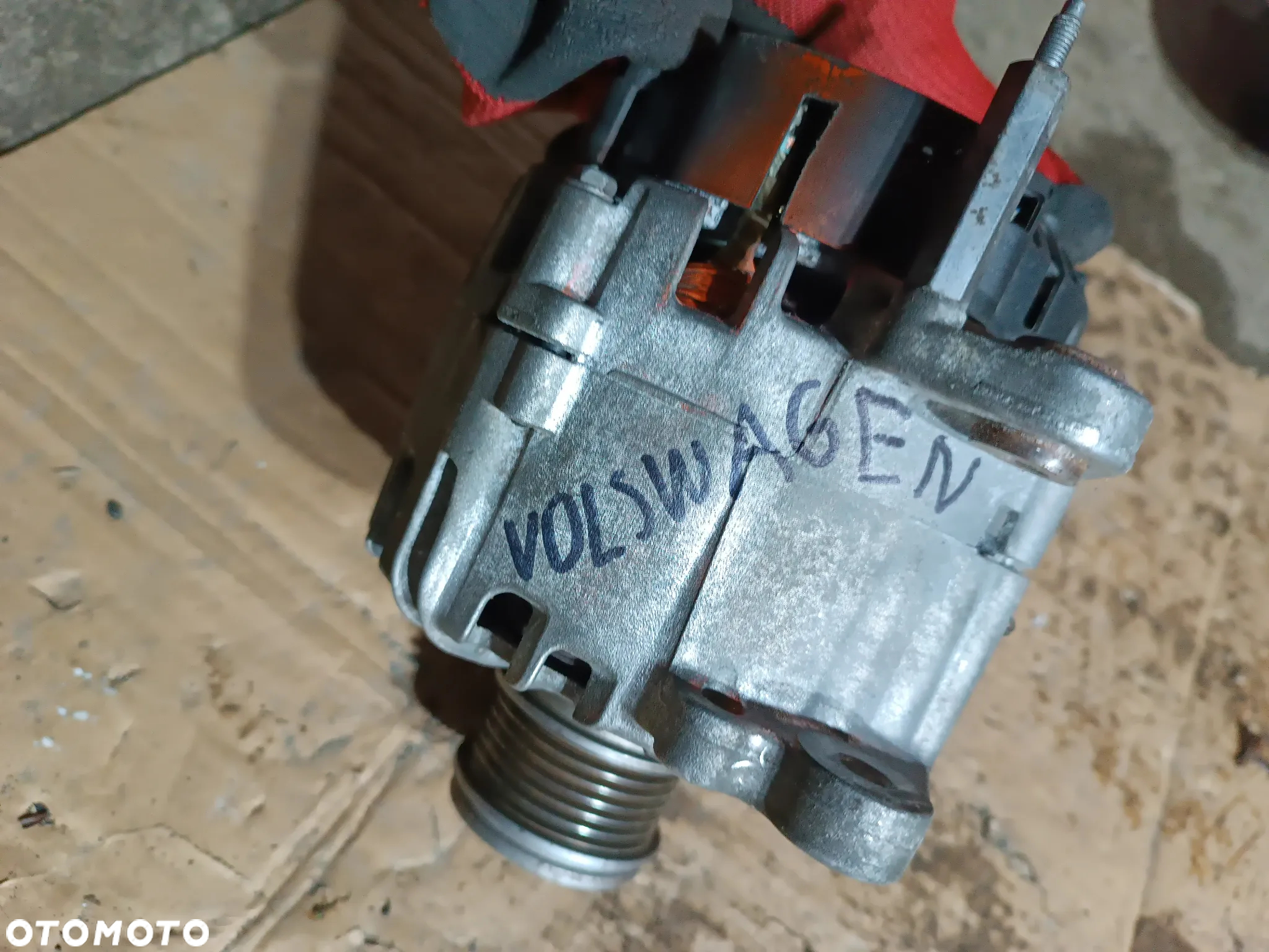 ALTERNATOR 04L903023H VOLKSWAGEN GOLF VII TOURAN III 1.6 TDI - 4