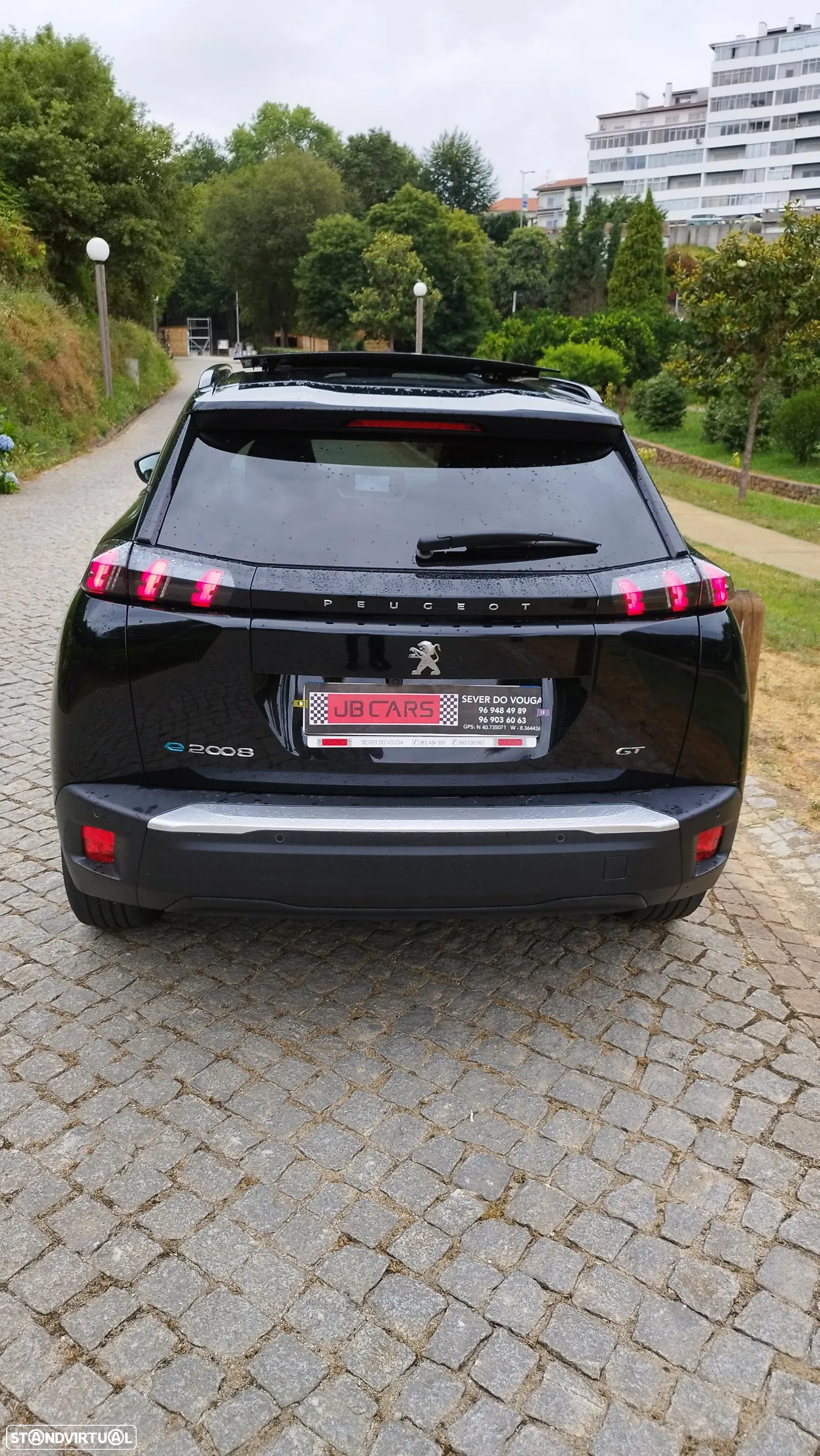 Peugeot e-2008 50 kWh GT Pack - 13
