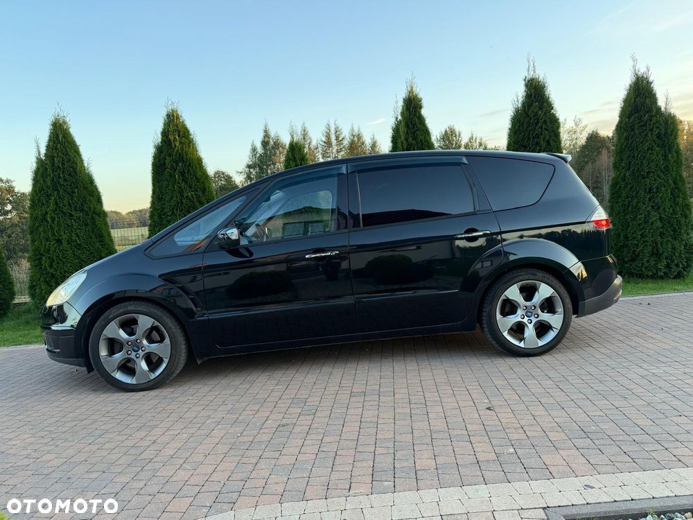 Ford S-Max - 18