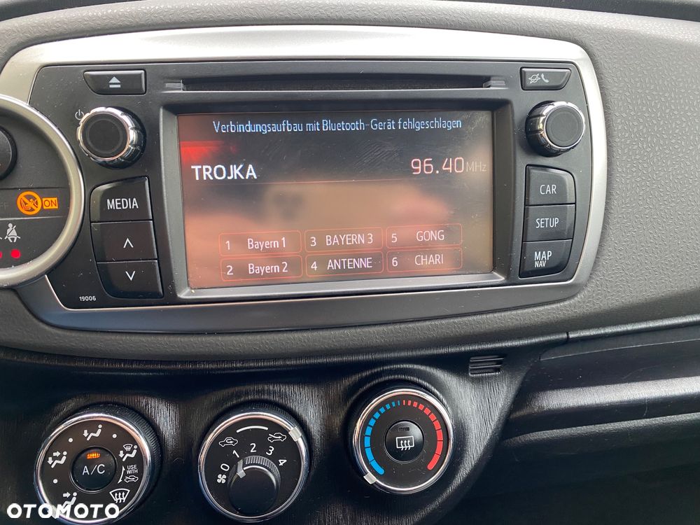 Toyota Yaris 1.33 Premium - 19