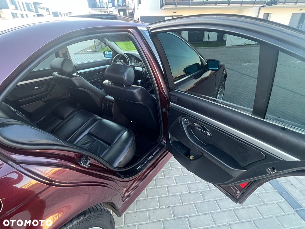 BMW Seria 5 - 12