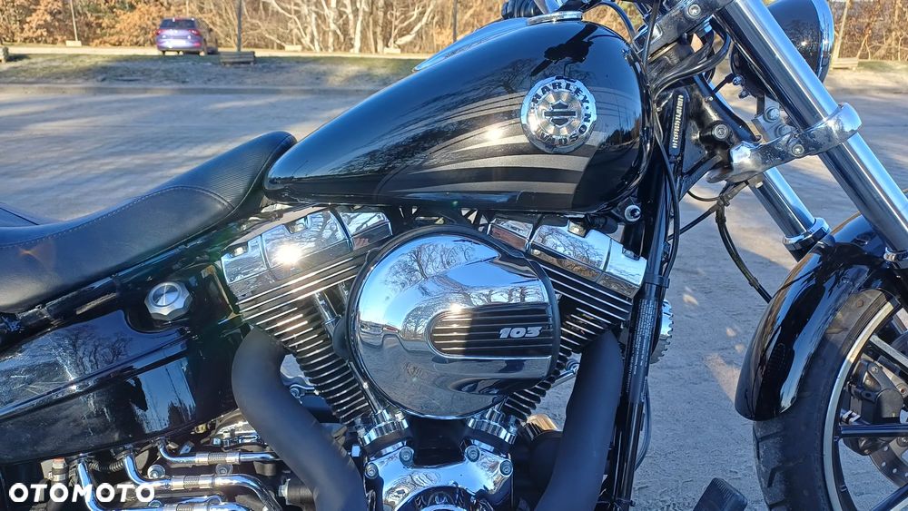 Harley-Davidson Softail Breakout - 6