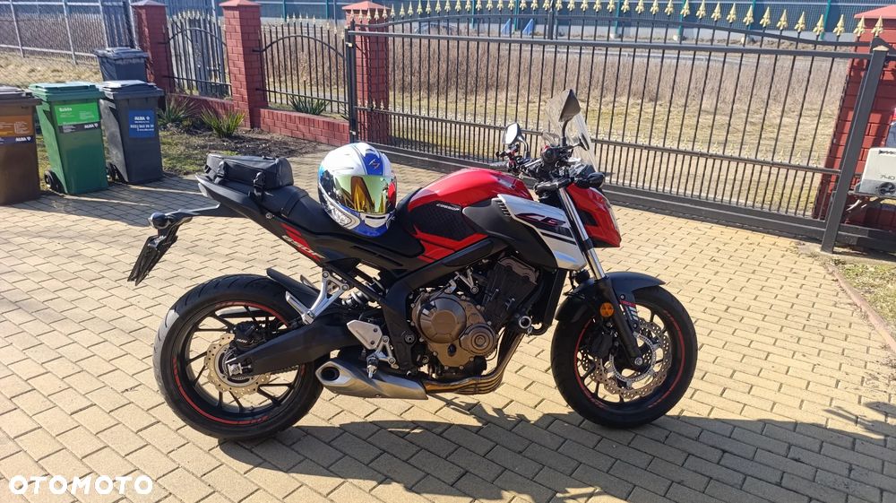 Honda CB - 3