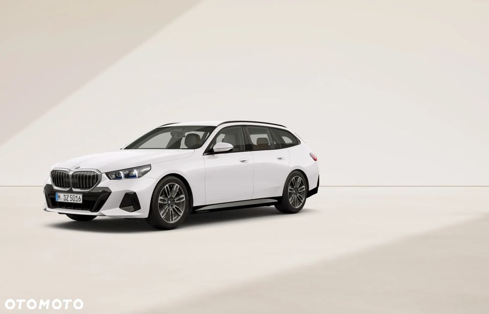 BMW Seria 5 520d xDrive mHEV M Sport - 1