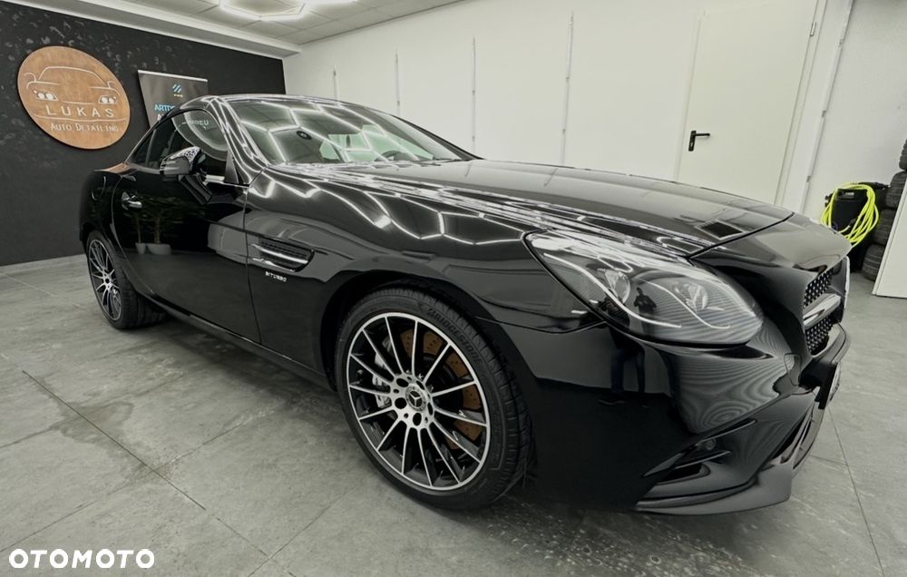 Mercedes-Benz SLC AMG 43 9G-TRONIC - 3