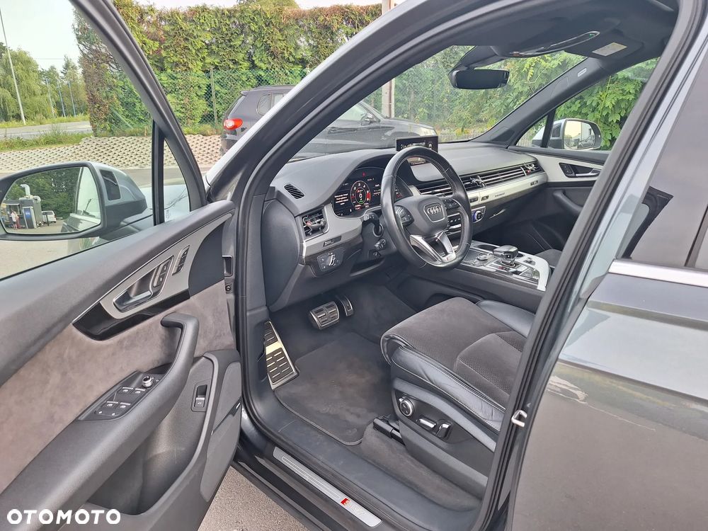 Audi SQ7 - 13