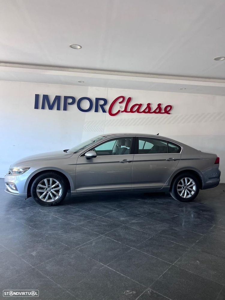 VW Passat 1.6 TDI Highline DSG - 2
