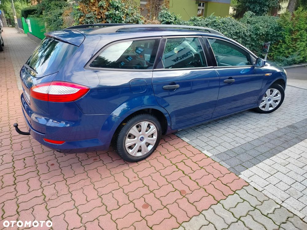 Ford Mondeo 2.0 Trend - 11