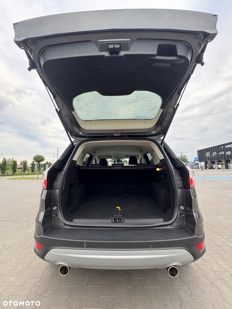 Ford Kuga 2.0 TDCi 4x4 Titanium - 17