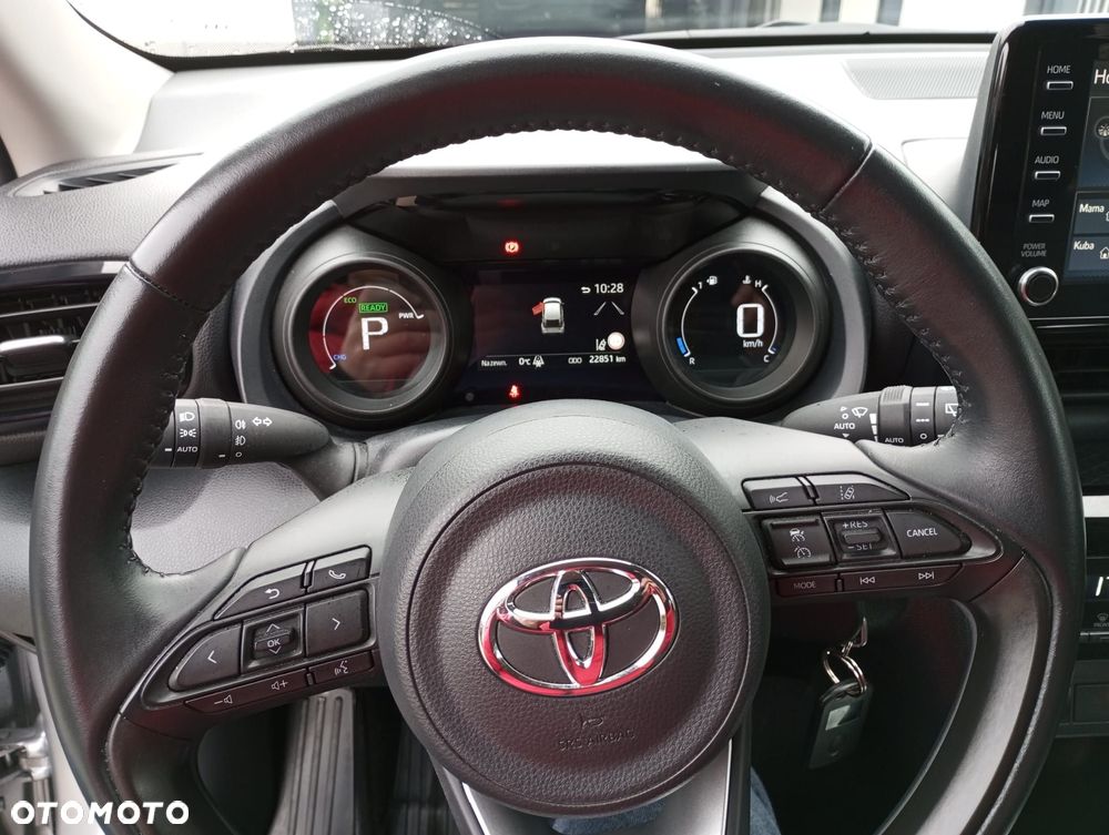 Toyota Yaris Cross - 18