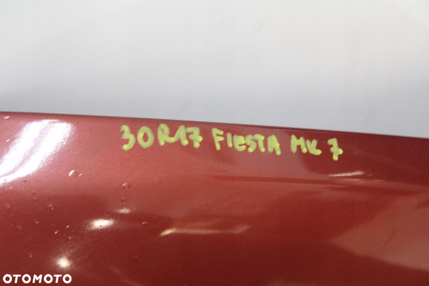 FORD FIESTA MK7 2008R- MASKA POKRYWA SILNIKA T9 - KOD LAKIERU - 14