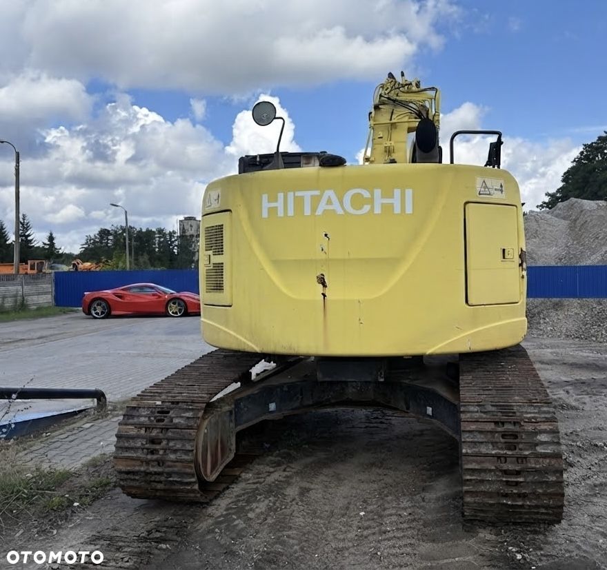 Hitachi ZX225USLC-5B - 2