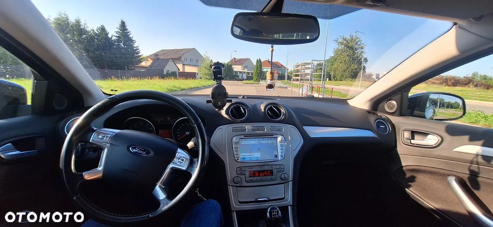 Ford Mondeo 1.6 Titanium - 10