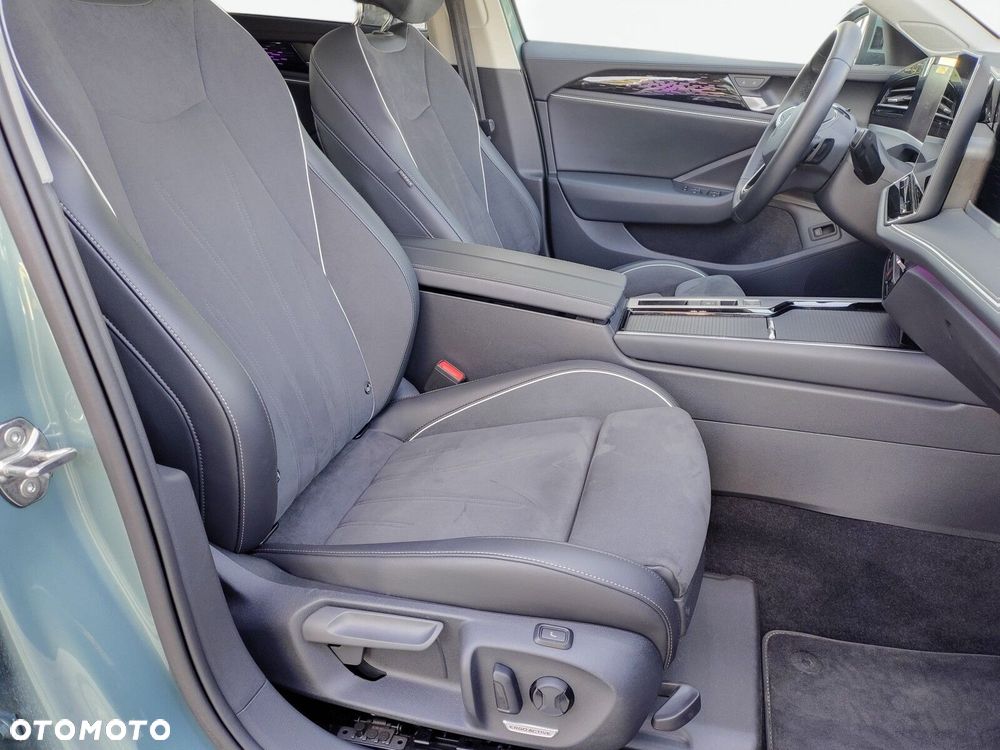Volkswagen Passat - 18