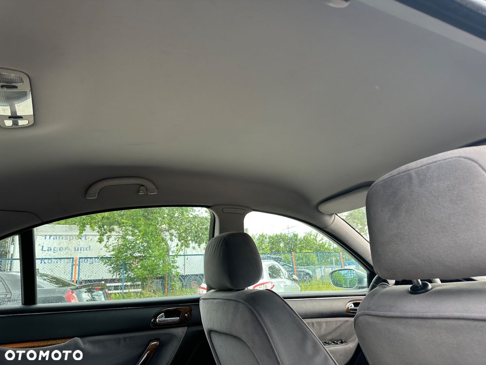 Peugeot 607 2.0 HDI - 15