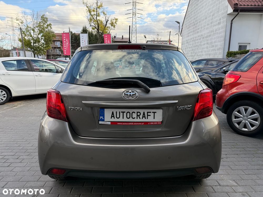 Toyota Yaris 1.33 Active EU6 - 26