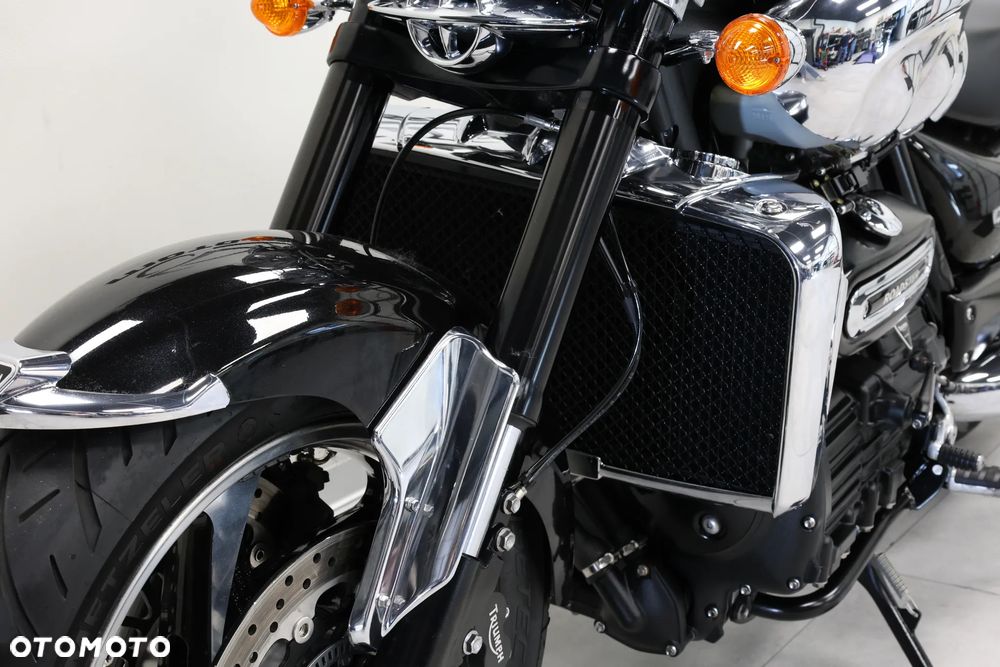 Triumph Rocket - 27