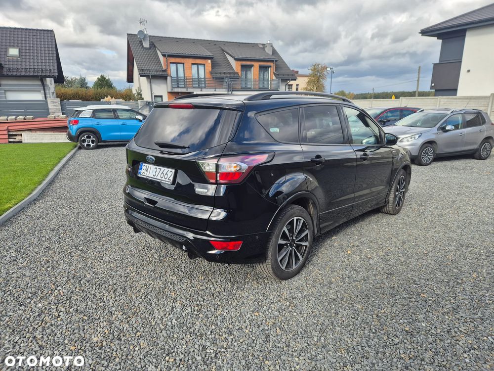 Ford Kuga 1.5 EcoBoost 2x4 ST-Line - 6