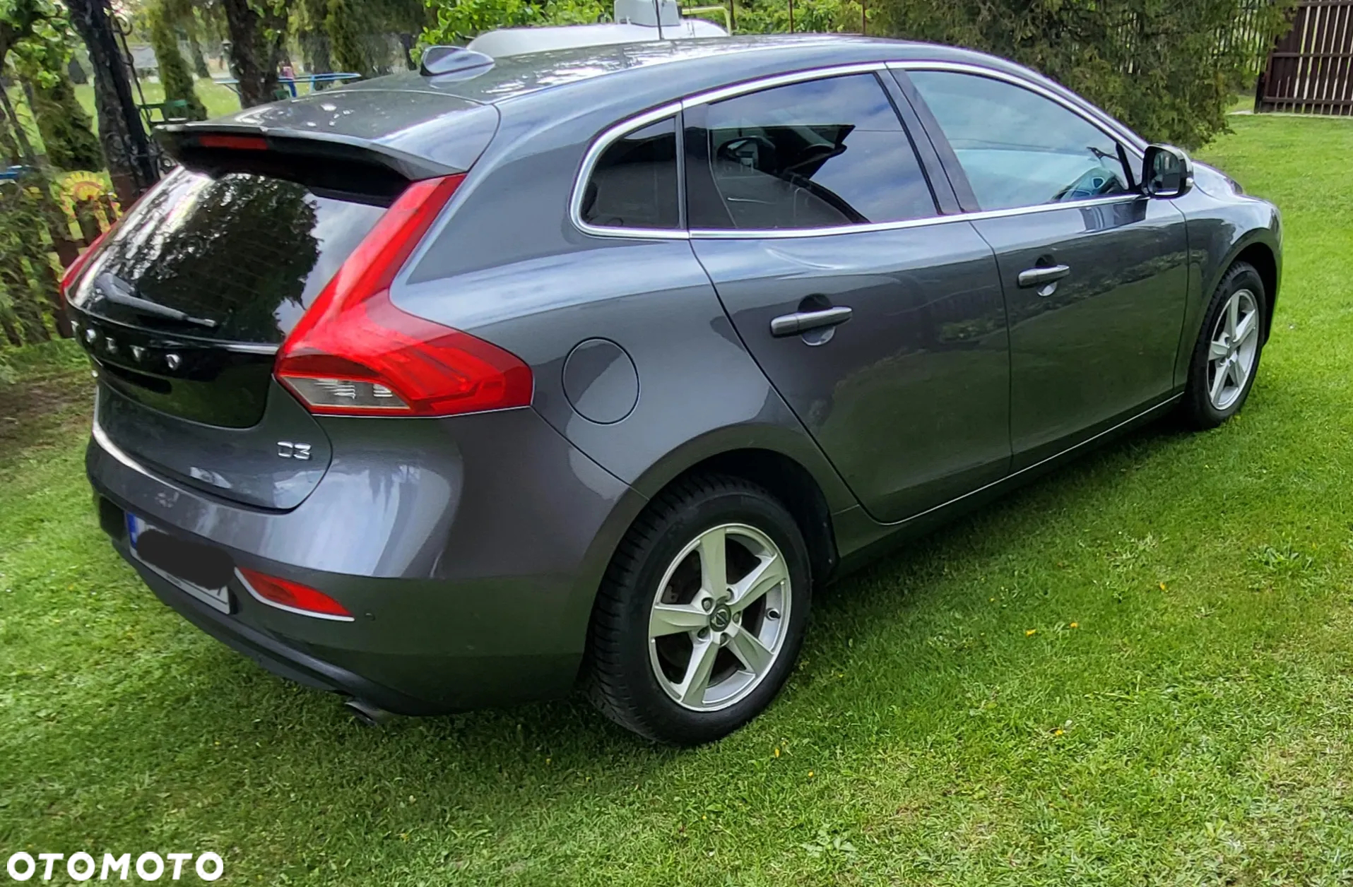 Volvo V40 D3 Momentum - 8