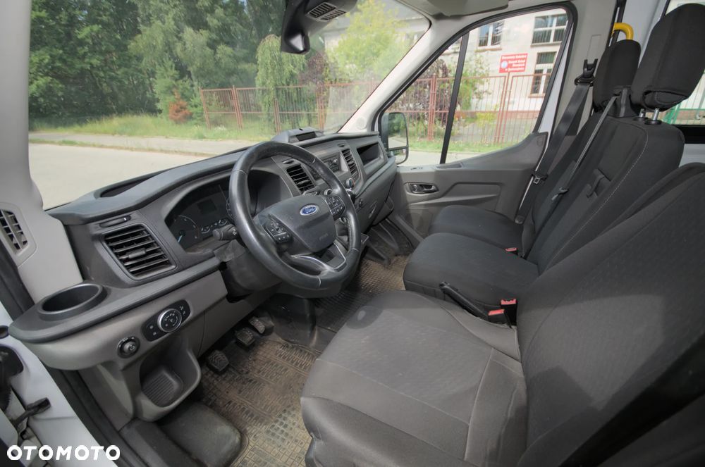 Ford Transit - 8