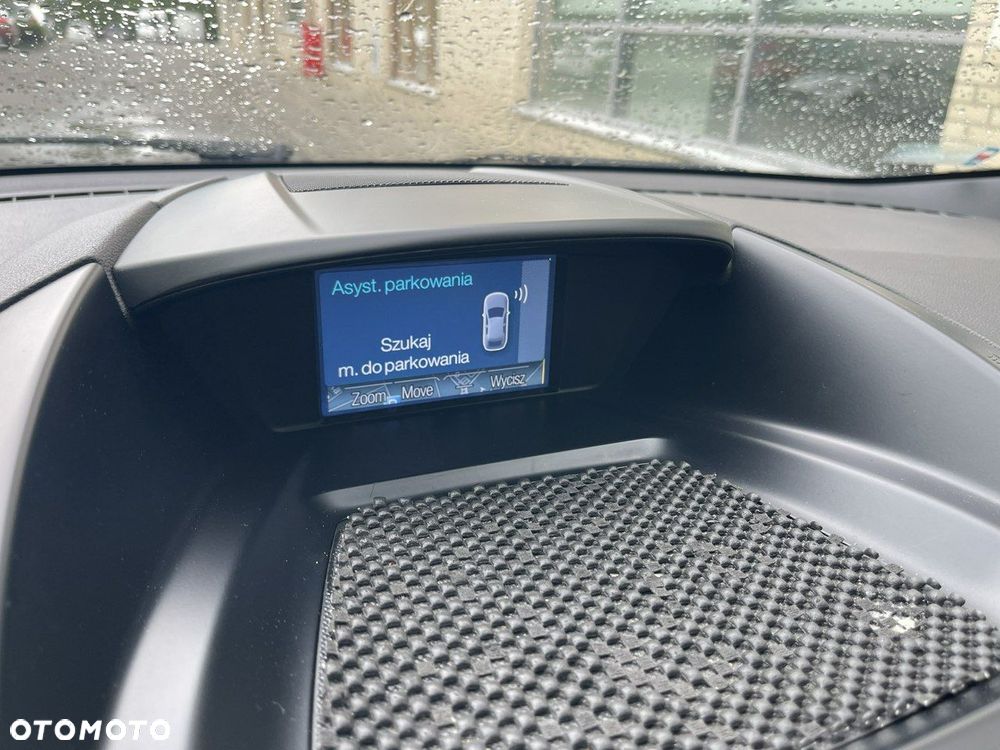 Ford Kuga - 35