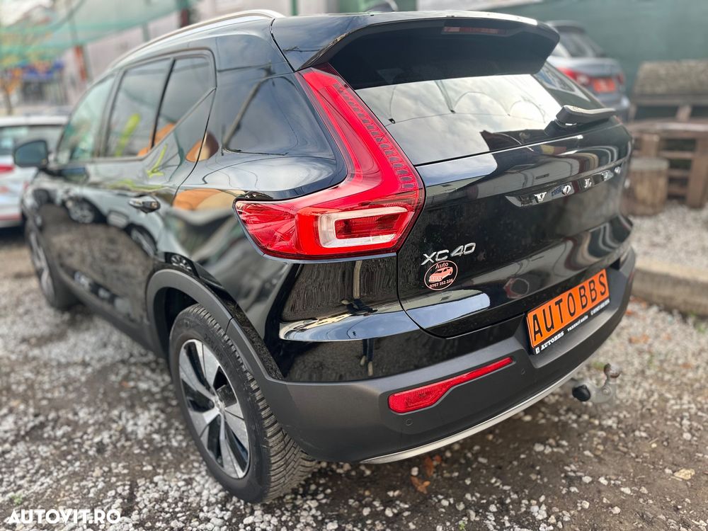 Volvo XC 40 T5 Twin Engine DKG Momentum Pro - 2