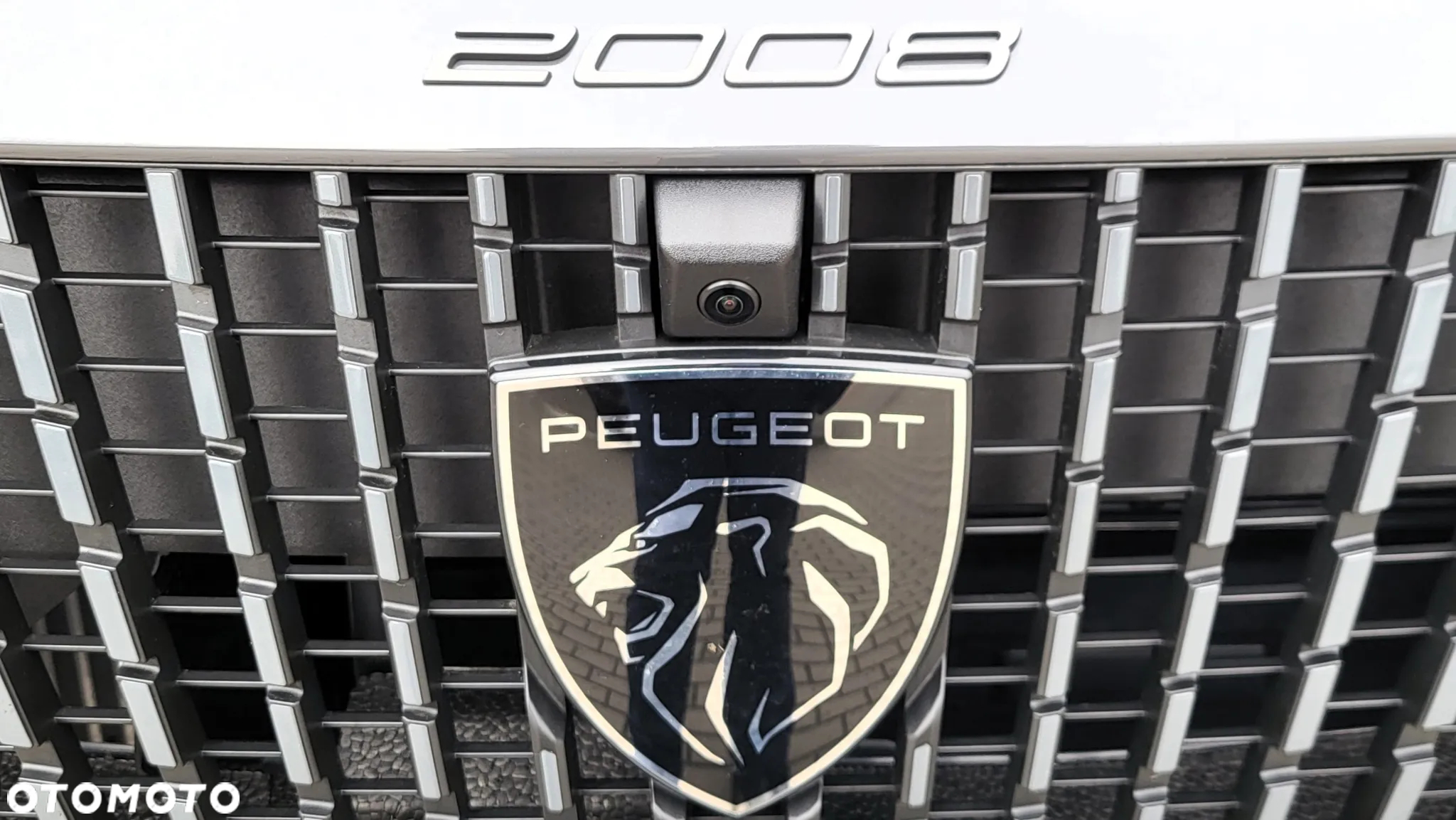 Peugeot 2008 PureTech mHEV GT e-DCS6 - 12