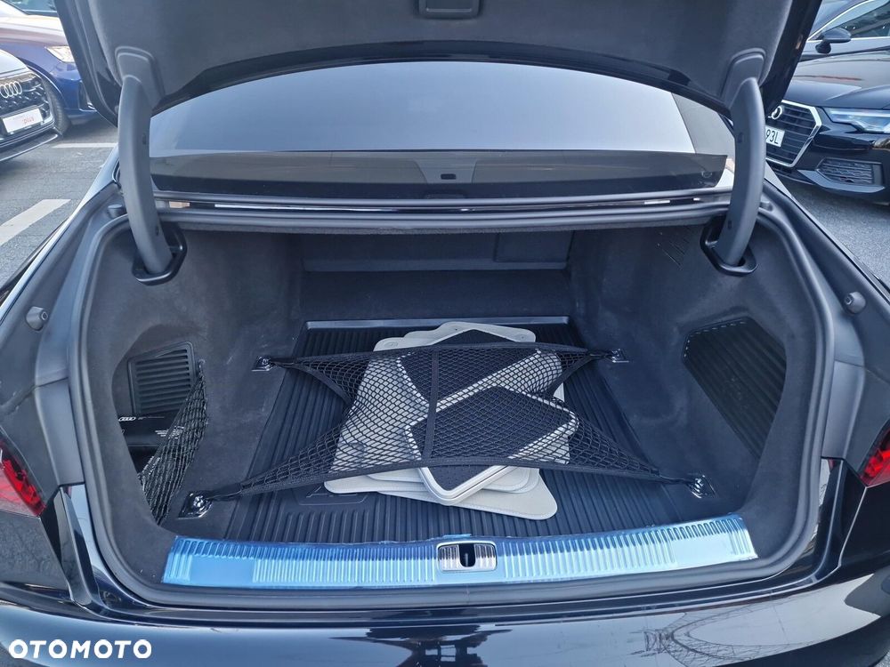 Audi A8 - 23