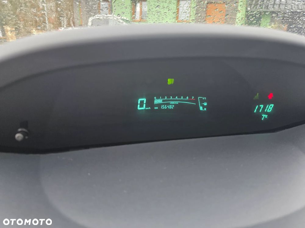 Toyota Yaris 1.33 VVT-i Life - 17