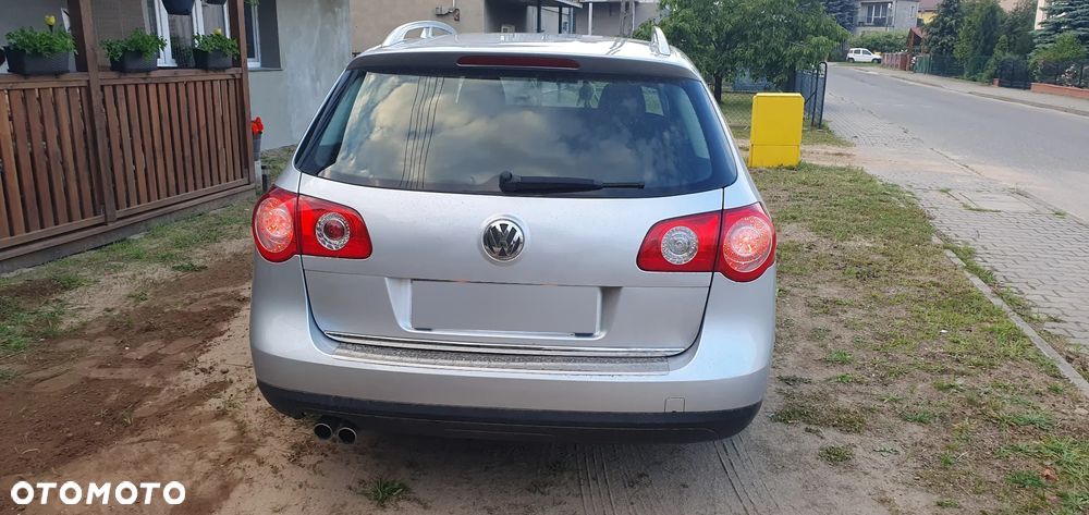 Volkswagen Passat 2.0 TDI DPF Comfortline - 5