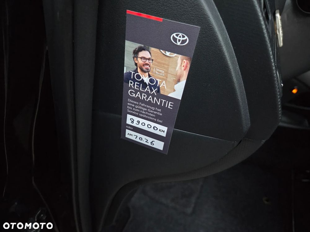 Toyota Auris - 13