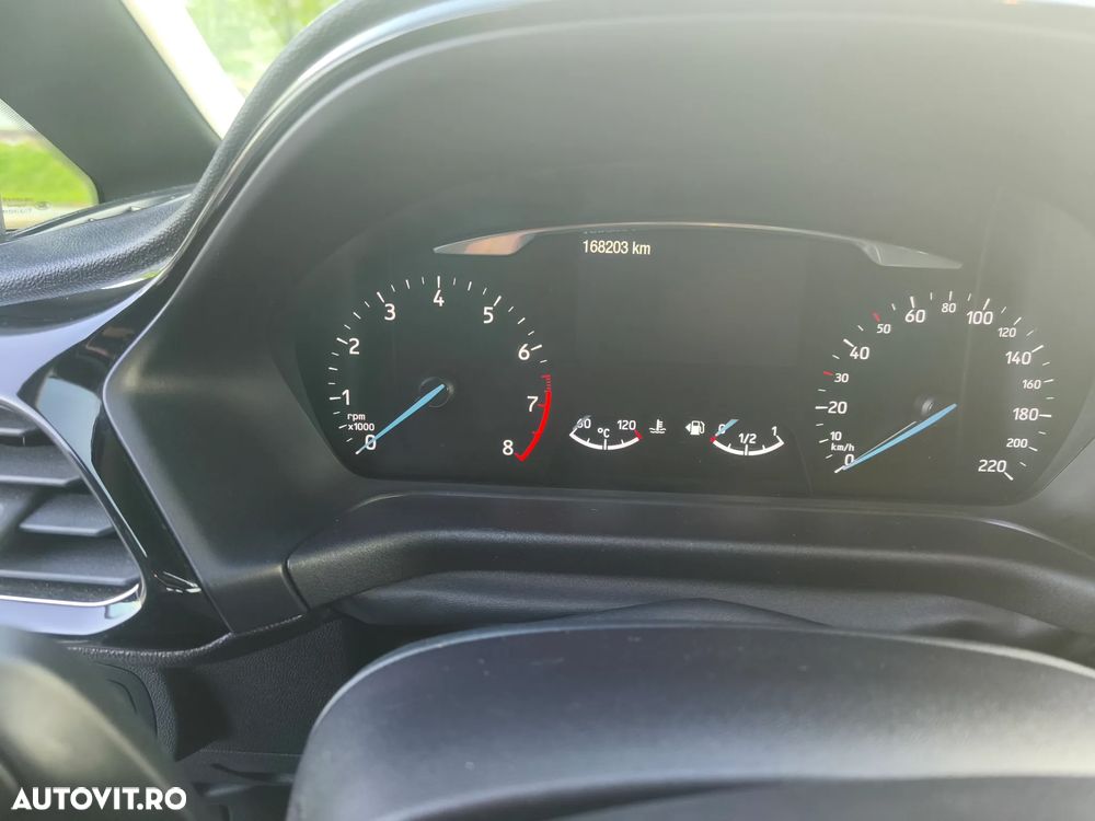 Ford Fiesta 1.0 EcoBoost S&S TITANIUM - 13