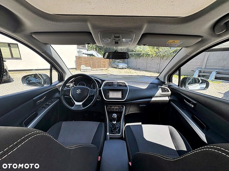 Suzuki SX4 S-Cross 1.6 DDiS Premium - 22