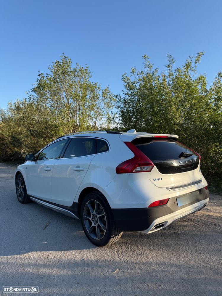 Volvo V40 Cross Country D3 Ocean Race - 3