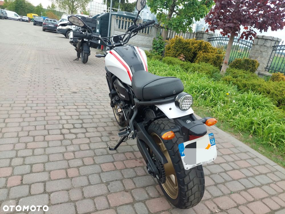 Yamaha XSR - 4