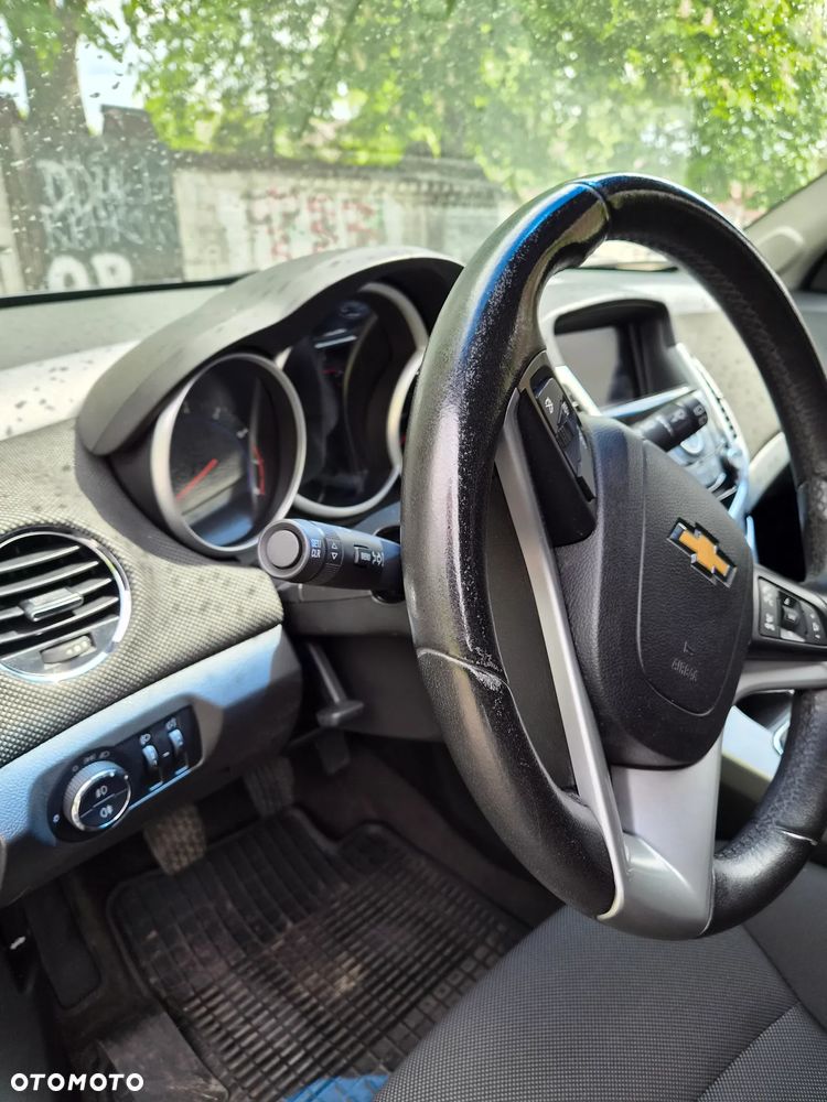Chevrolet Cruze 1.4 T LTZ - 9