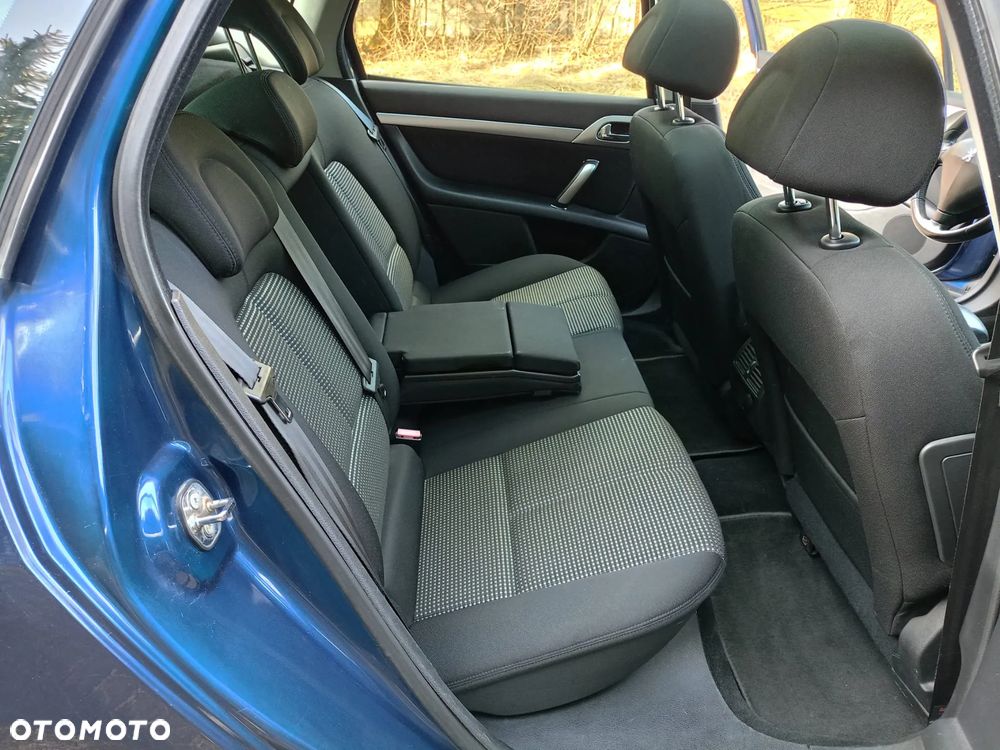 Peugeot 407 2.0 HDI ST Sport EU4 - 13